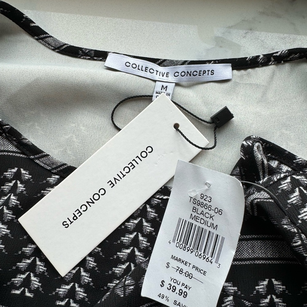 NWT sleeveless blouse - Picture 4 of 4